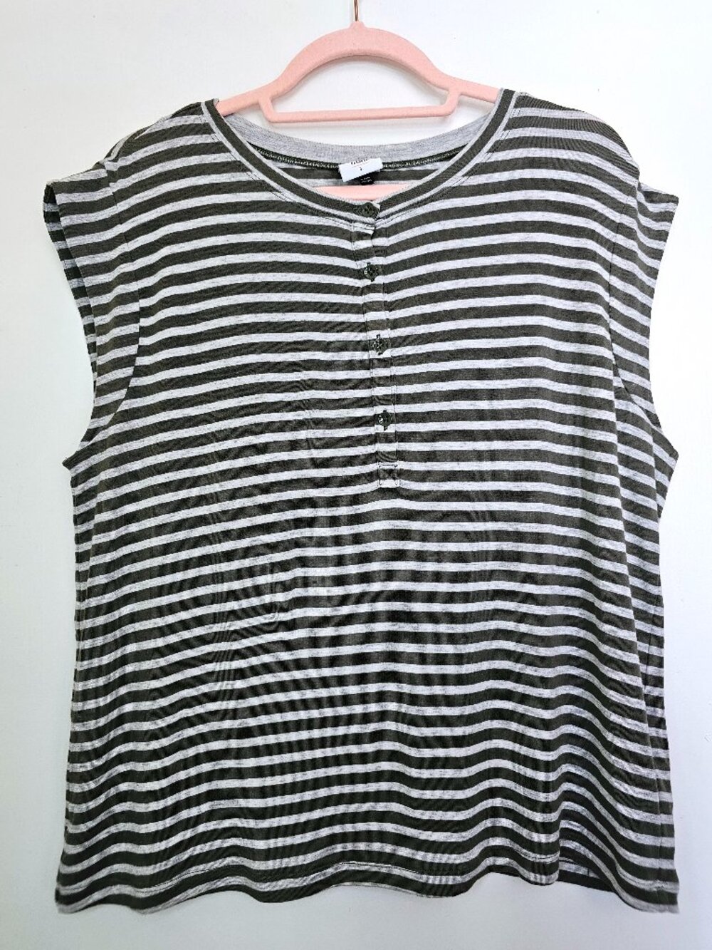 Cabi 4959 Rayon Blend Cap Sleeve Henley Sleeveless Tee Tank Top L Green Stripes
